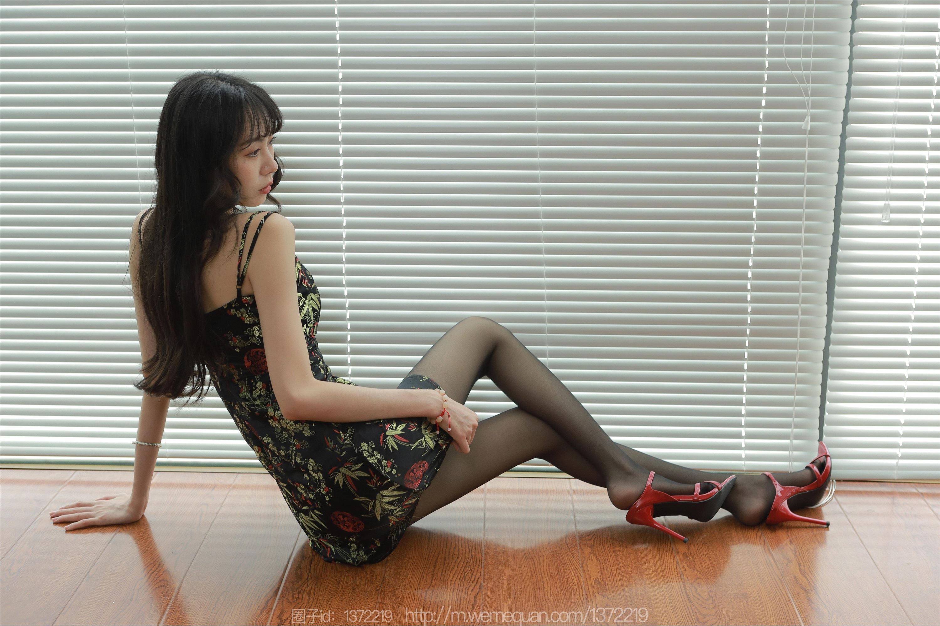 IESS异思趣向  2023.07.20 丝享家 1485 团团《长长的月退》